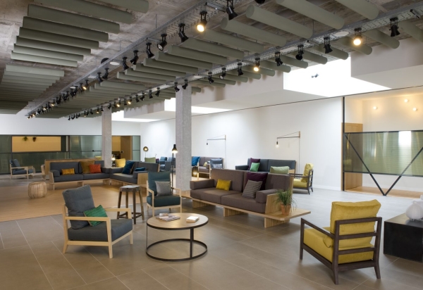 Cugat Natura Apartaments (Sant Cugat)  /  FATEC
