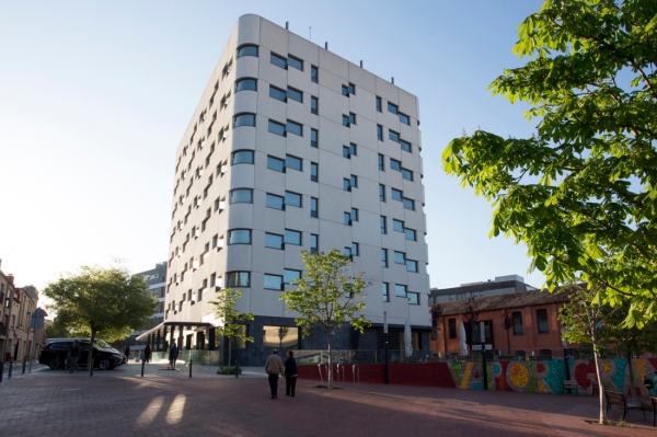 Residència Casa Vapor Gran (Terrassa)  /  FATEC
