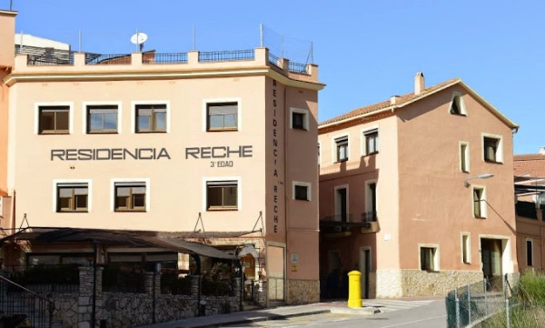 Residència Reche (Corbera de Llobregat)  /  FATEC