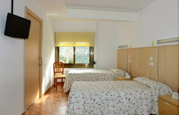 Residència Reche (Corbera de Llobregat)  /  FATEC